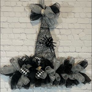 Bundle for Sunnyval33 Handmade With Hat Halloween Wreath / Door Hanger